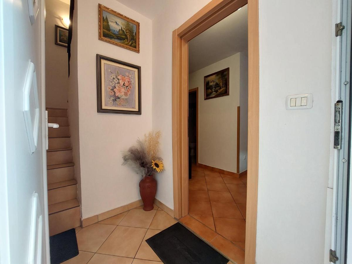 Leona Apartment Novigrad Istria Exterior foto
